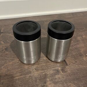 YETI Silver and Black Drink Holder